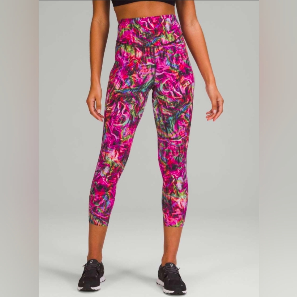Lululemon Base Pace High-Rise Running Tight 25"